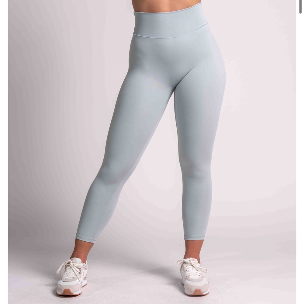 Ptula Taylor leggings size small